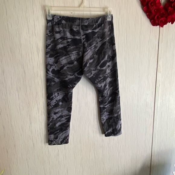 A-7 Nike Camo Leggings - Picture 4 of 7